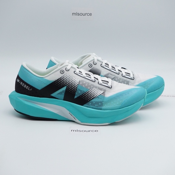 NEW Size 9 WIDE D Women's New Balance FuelCell Rebel v4 Running Shoes WFCXCJ4 - Picture 3 of 9